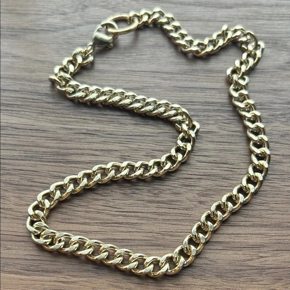 Gold necklace - Picture 6 of 11
